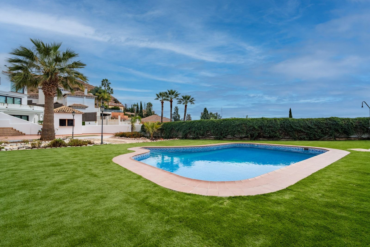 Villa for sale in Málaga