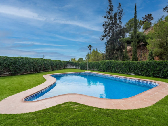 Villa for sale in Málaga
