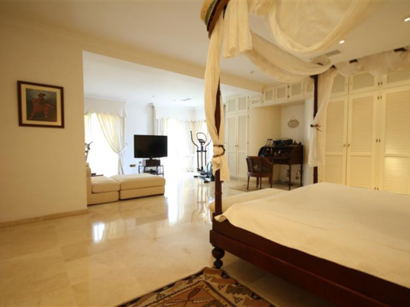 Villa for sale in Marbella