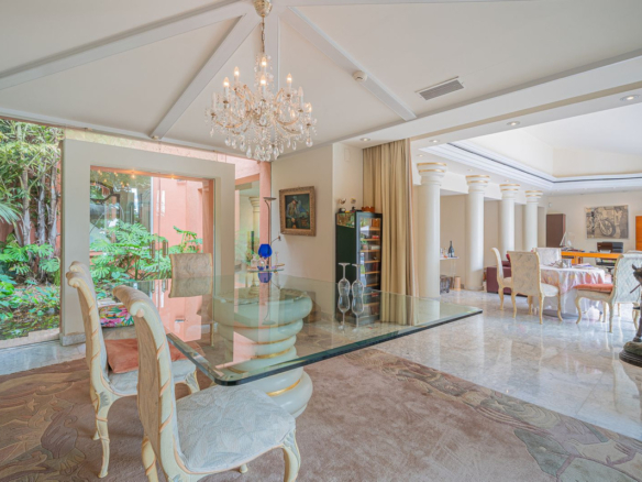 Villa for sale in Marbella