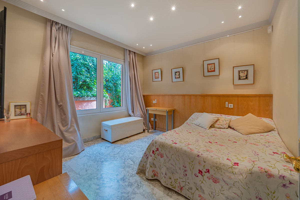 Villa for sale in Marbella