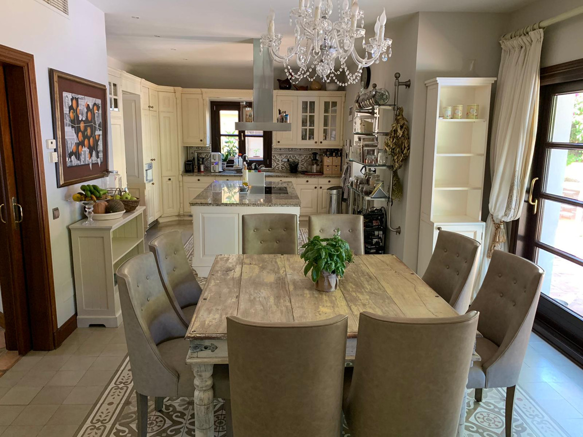 Villa for sale in Marbella