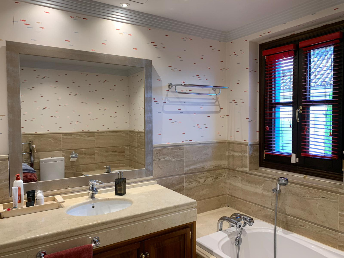 Villa for sale in Marbella