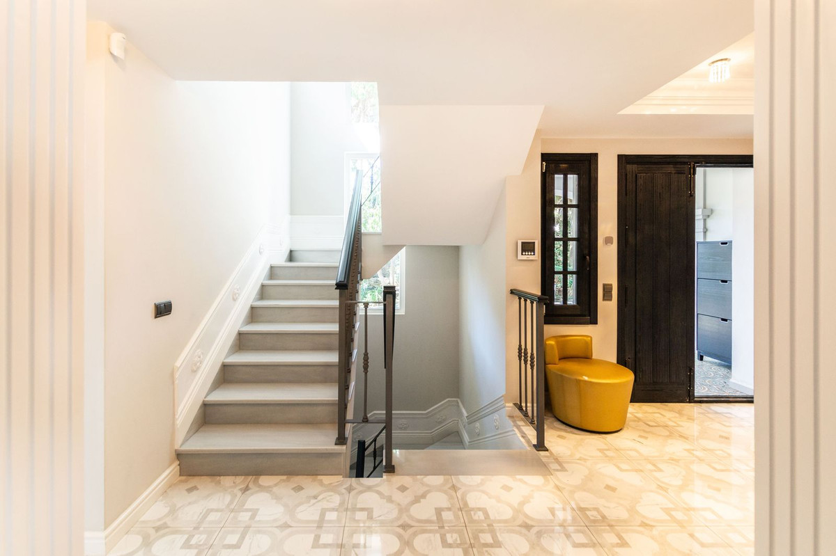Villa for sale in Marbella