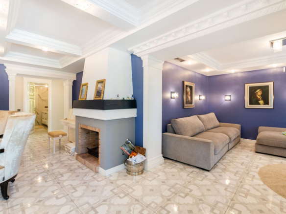 Villa for sale in Marbella