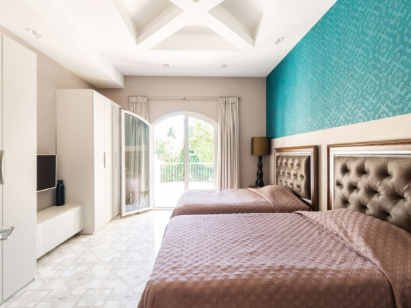 Villa for sale in Marbella