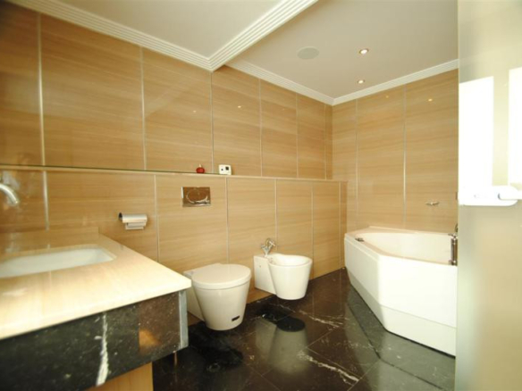 Villa for sale in Marbella