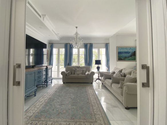Villa for sale in Marbella