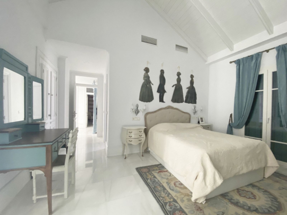 Villa for sale in Marbella