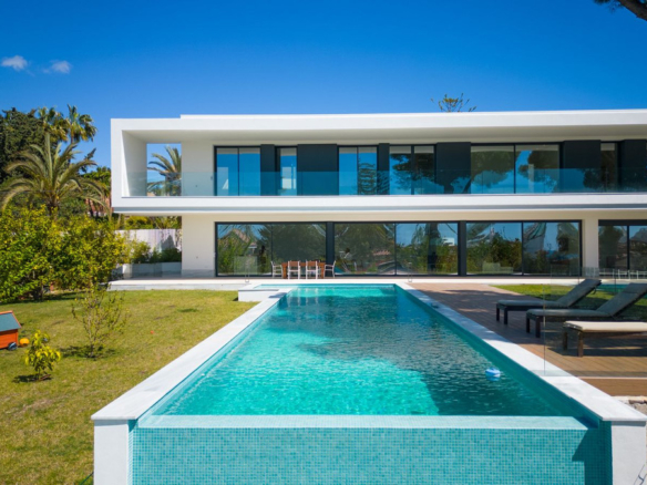 Villa for sale in Marbella