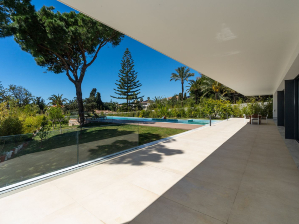 Villa for sale in Marbella
