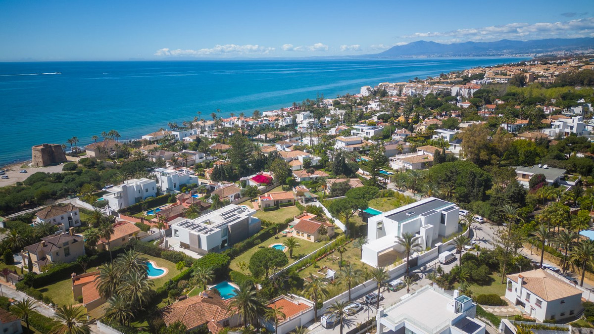 Villa for sale in Marbella
