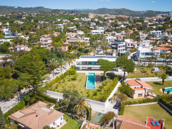 Villa for sale in Marbella