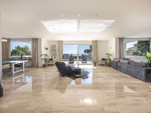 Villa for sale in Marbella