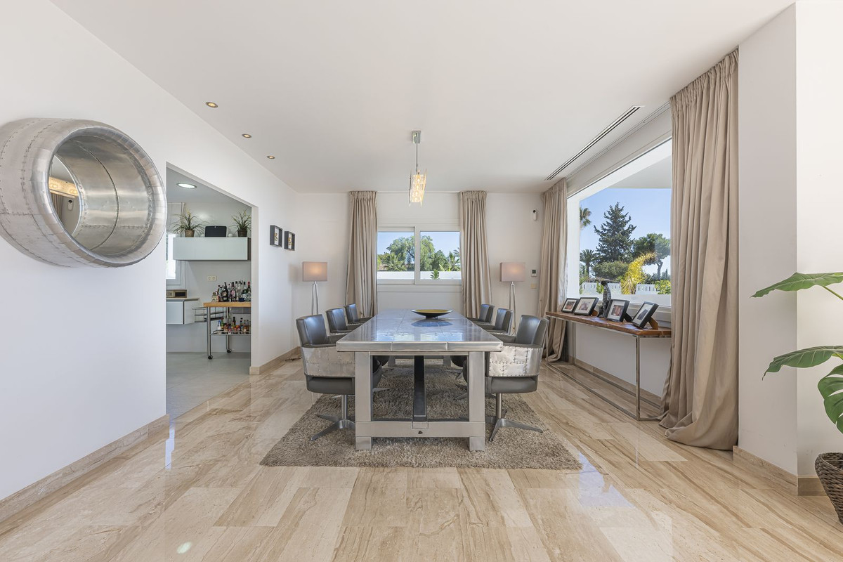 Villa for sale in Marbella