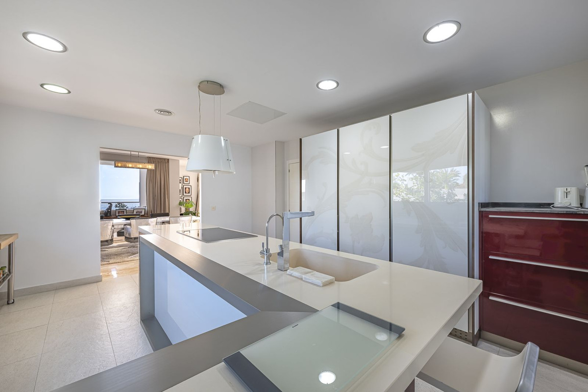 Villa for sale in Marbella