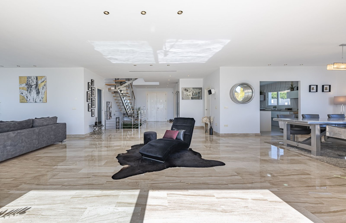 Villa for sale in Marbella