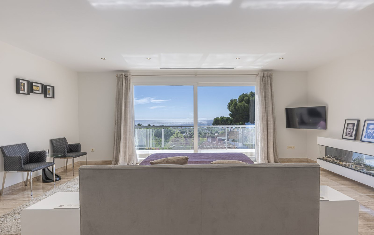Villa for sale in Marbella