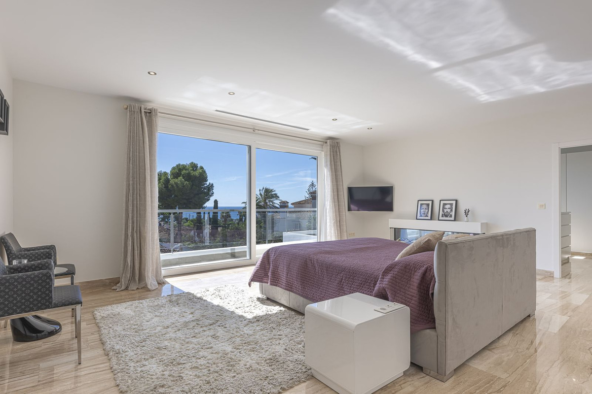 Villa for sale in Marbella