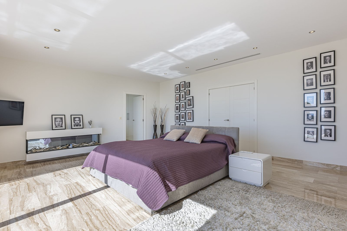 Villa for sale in Marbella