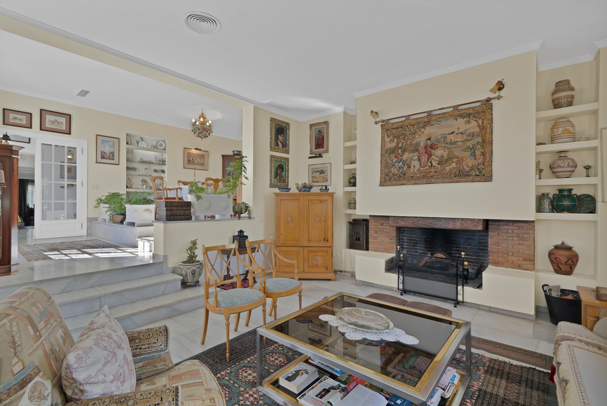 Villa for sale in Marbella