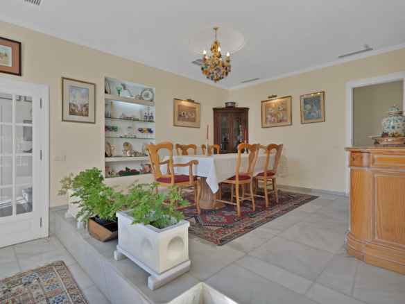 Villa for sale in Marbella