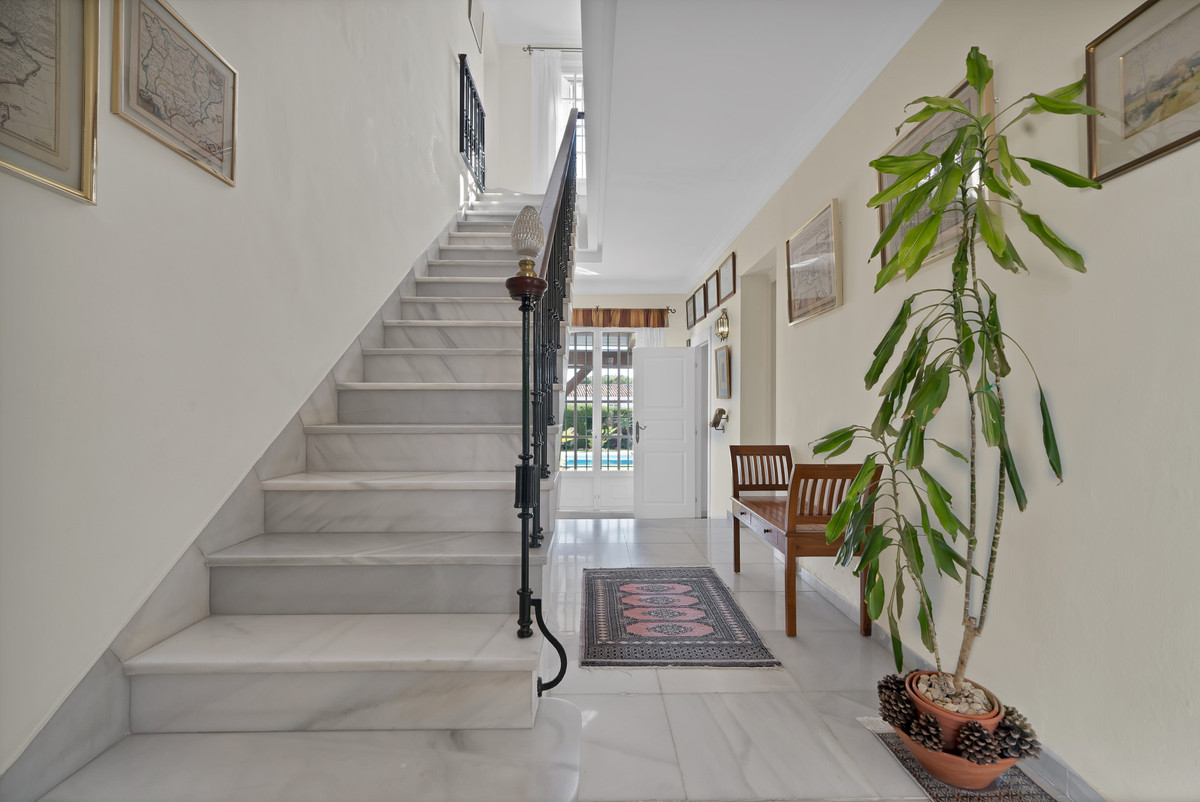Villa for sale in Marbella