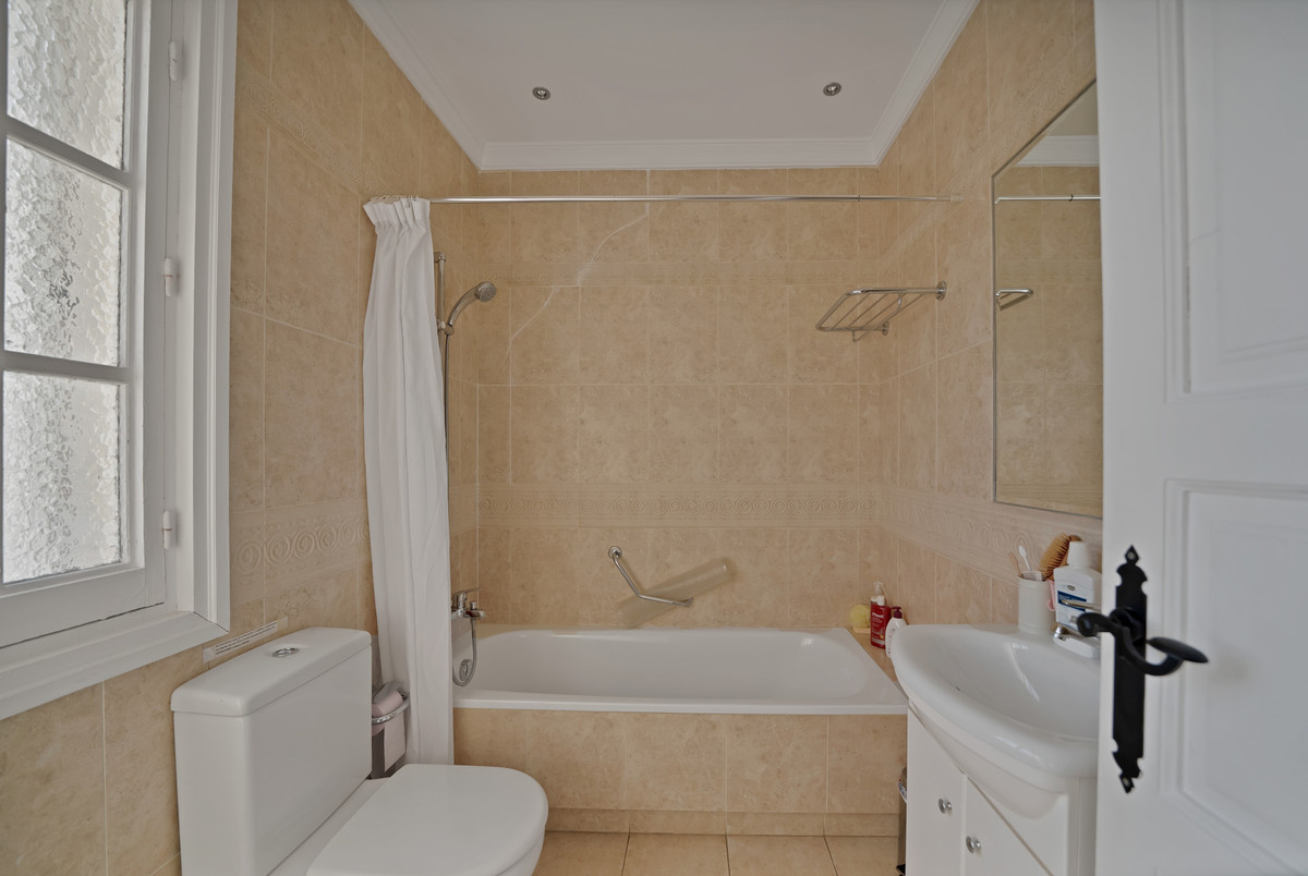 Villa for sale in Marbella