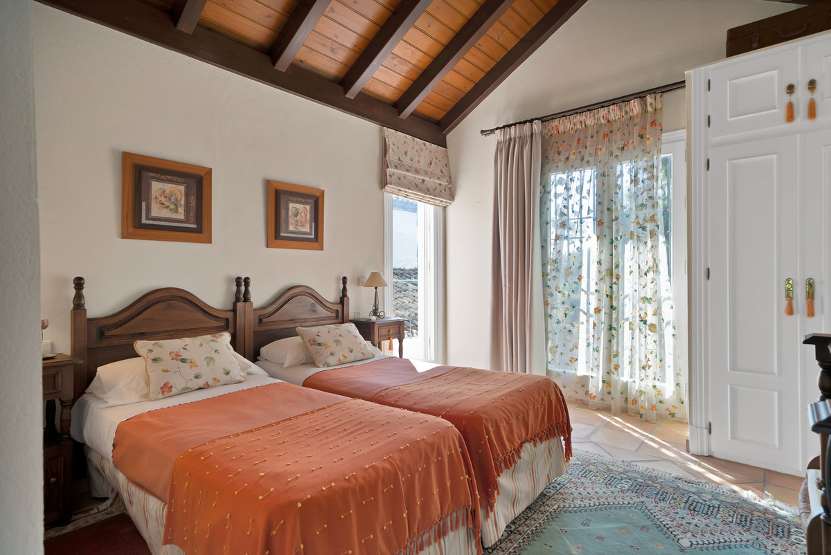 Villa for sale in Marbella
