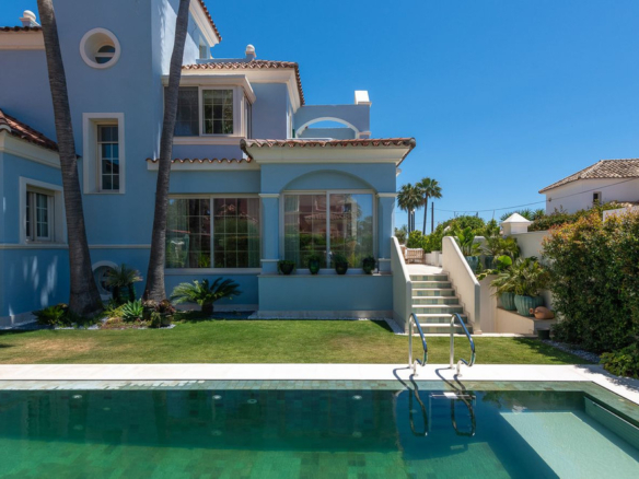 Villa for sale in Marbella