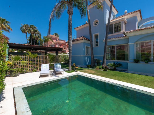 Villa for sale in Marbella
