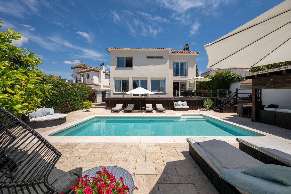 Villa for sale in Marbella