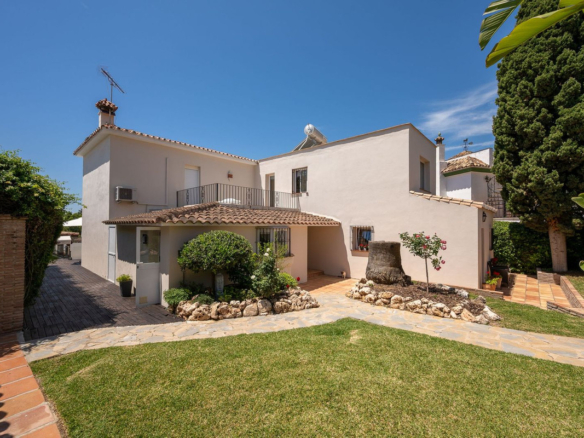 Villa for sale in Marbella