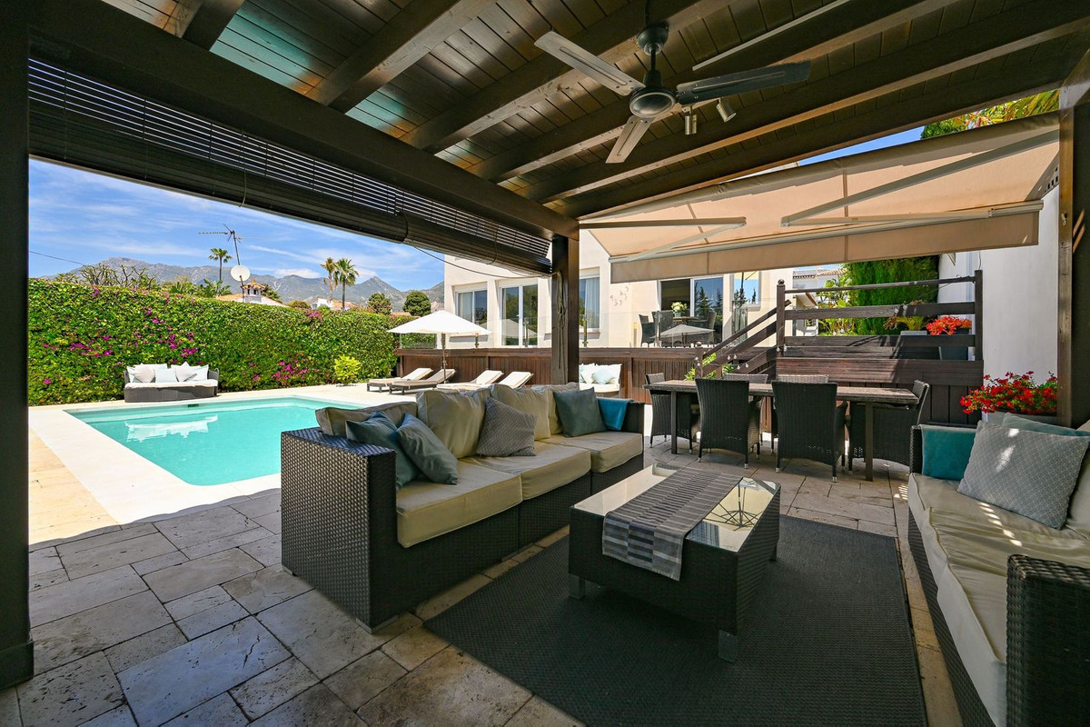 Villa for sale in Marbella