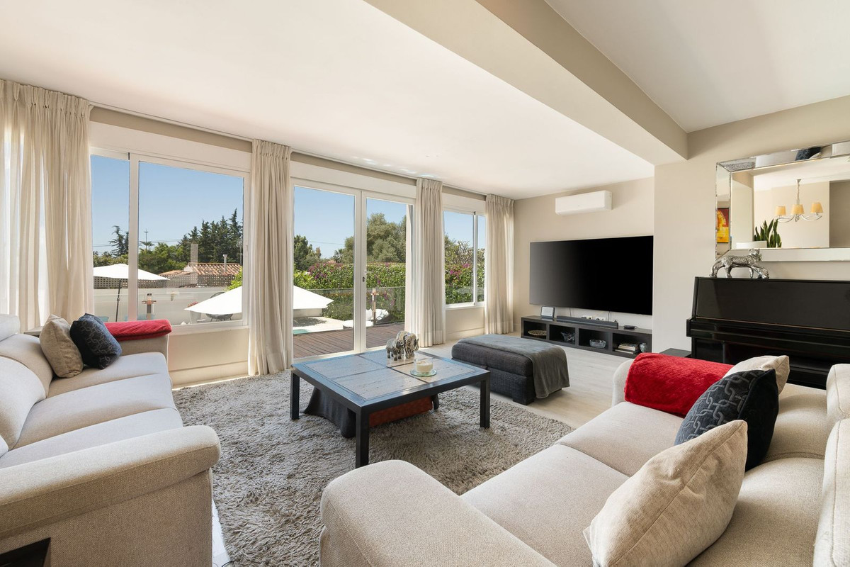 Villa for sale in Marbella