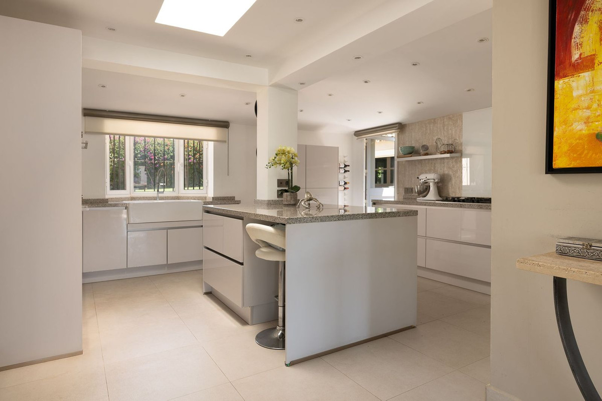 Villa for sale in Marbella