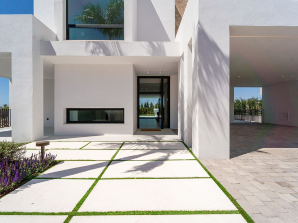 Villa for sale in Marbella