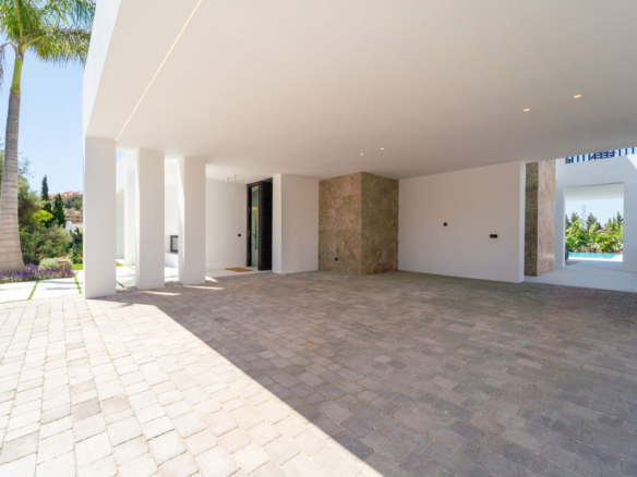 Villa for sale in Marbella