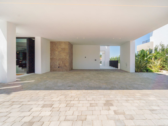 Villa for sale in Marbella