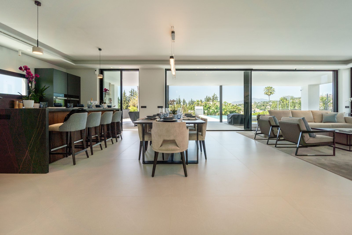 Villa for sale in Marbella