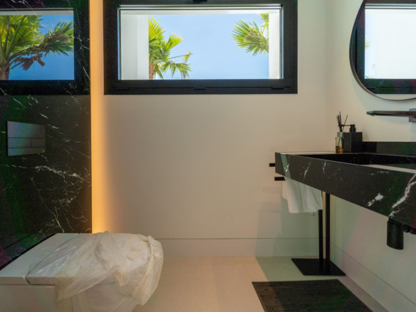 Villa for sale in Marbella