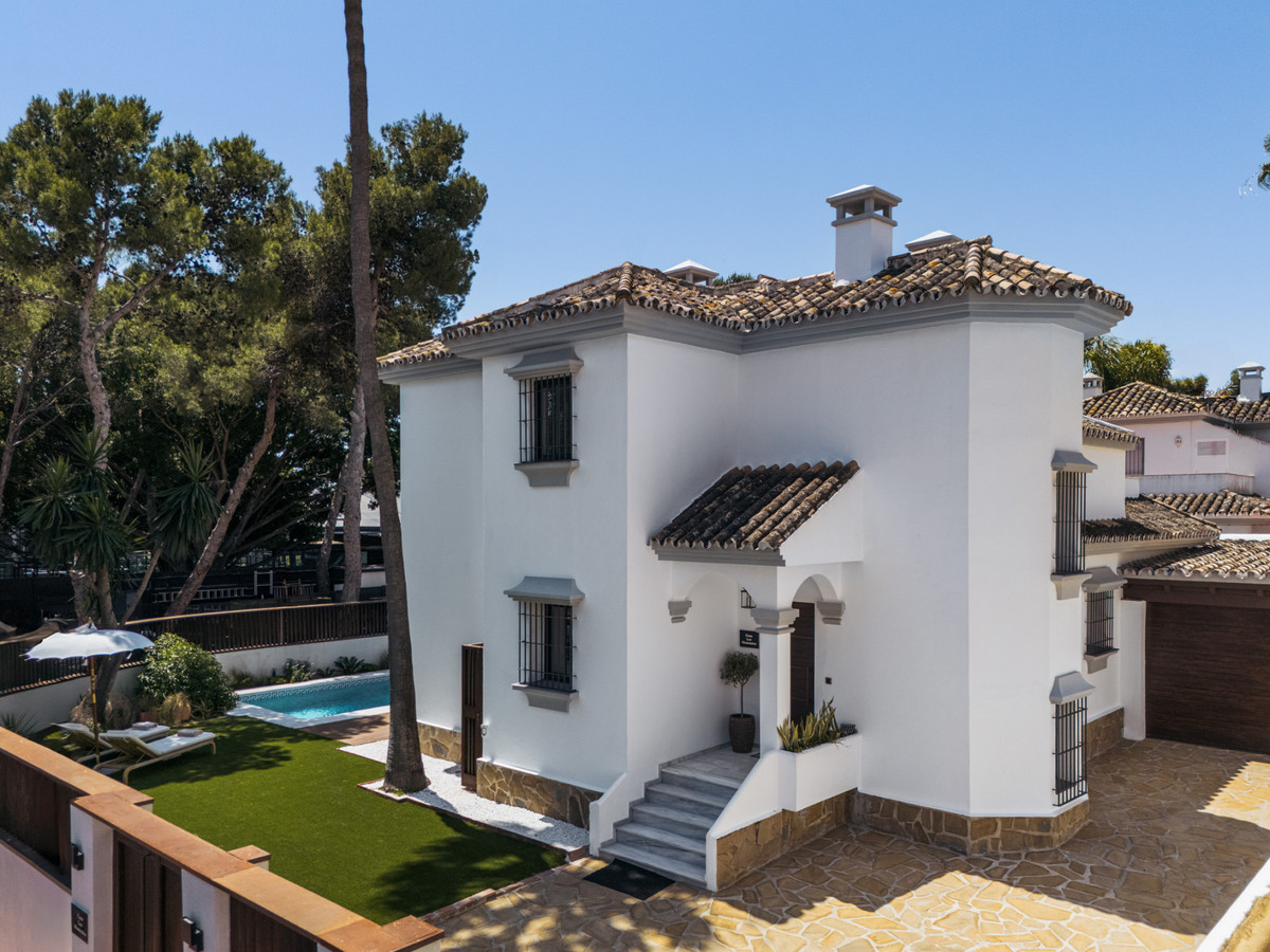Villa for sale in Marbella