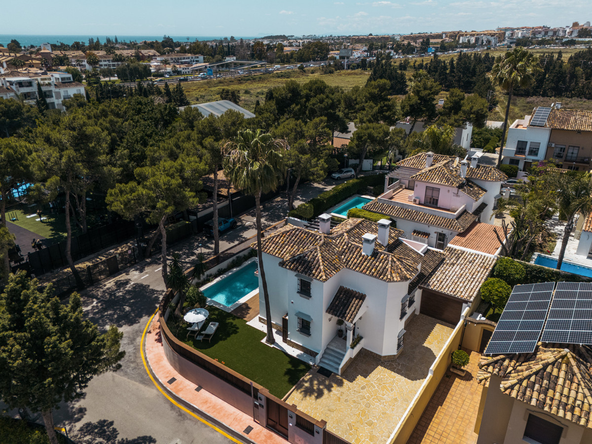 Villa for sale in Marbella