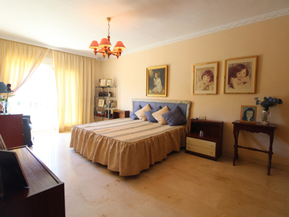 Villa for sale in Marbella