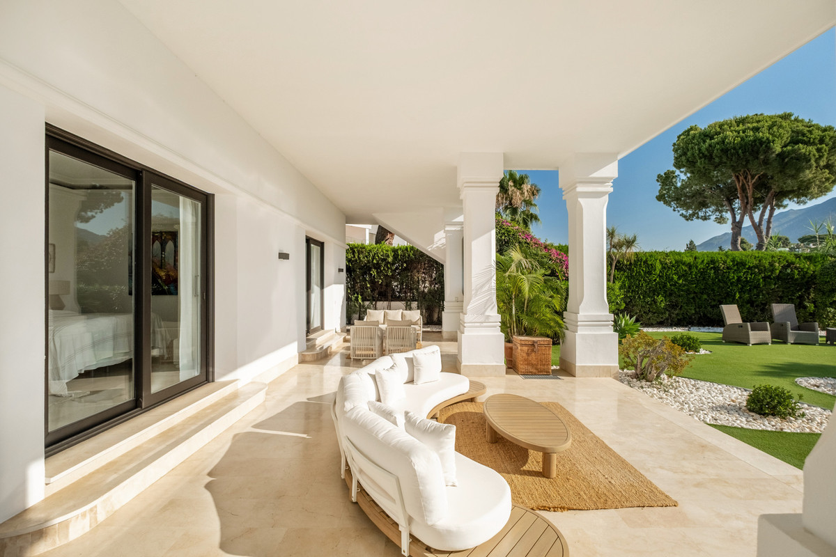 Villa for sale in Marbella