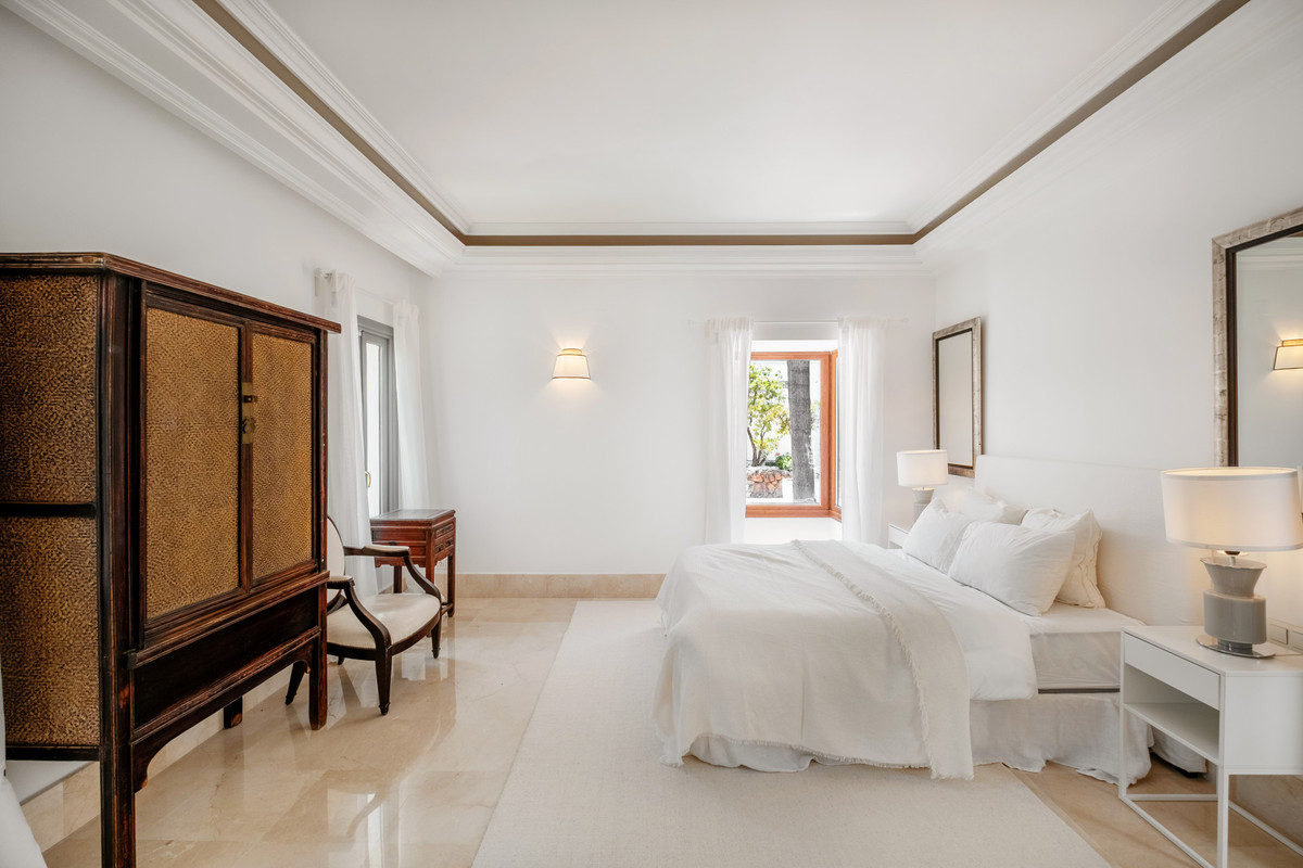 Villa for sale in Marbella