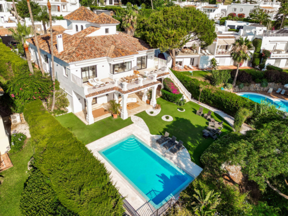 Villa for sale in Marbella