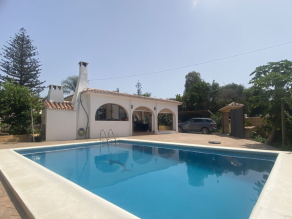 Villa for sale in Marbella