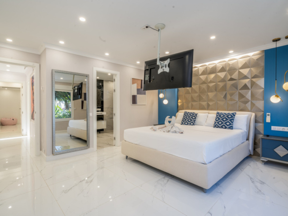 Villa for sale in Marbella