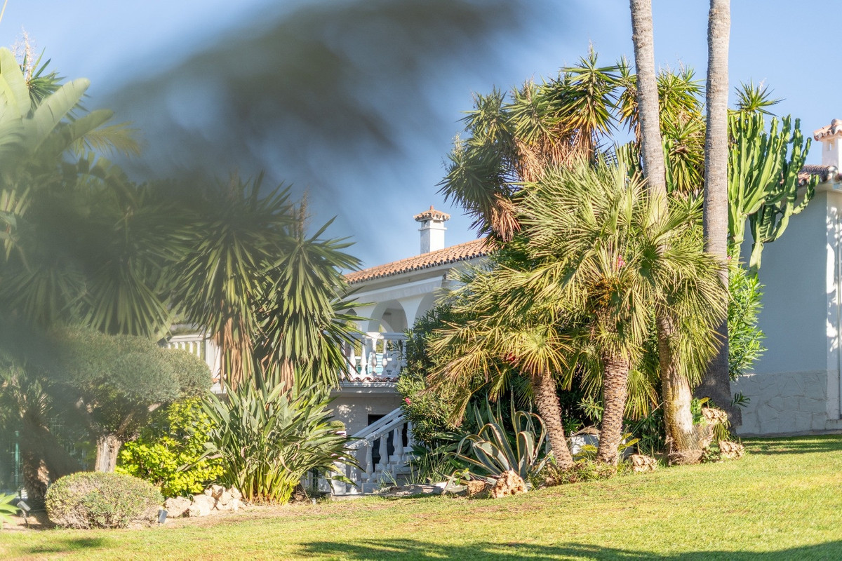 Villa for sale in Marbella